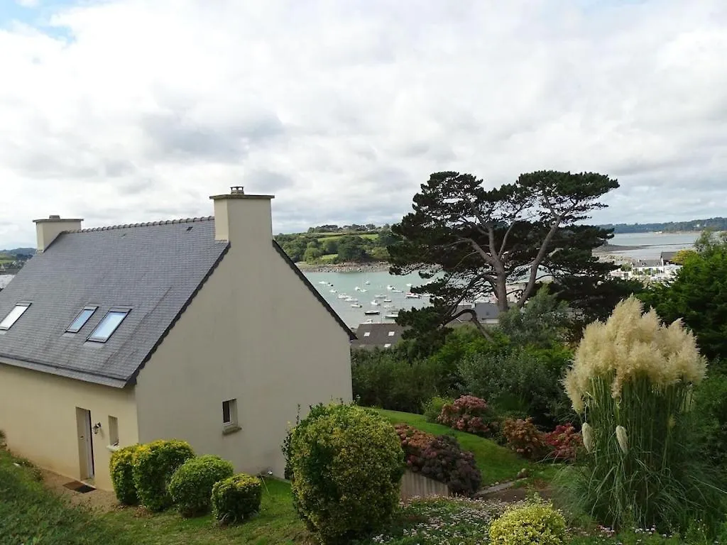 Breton Holiday Home With Fantastic Sea Views بلوغاسنو فرنسا