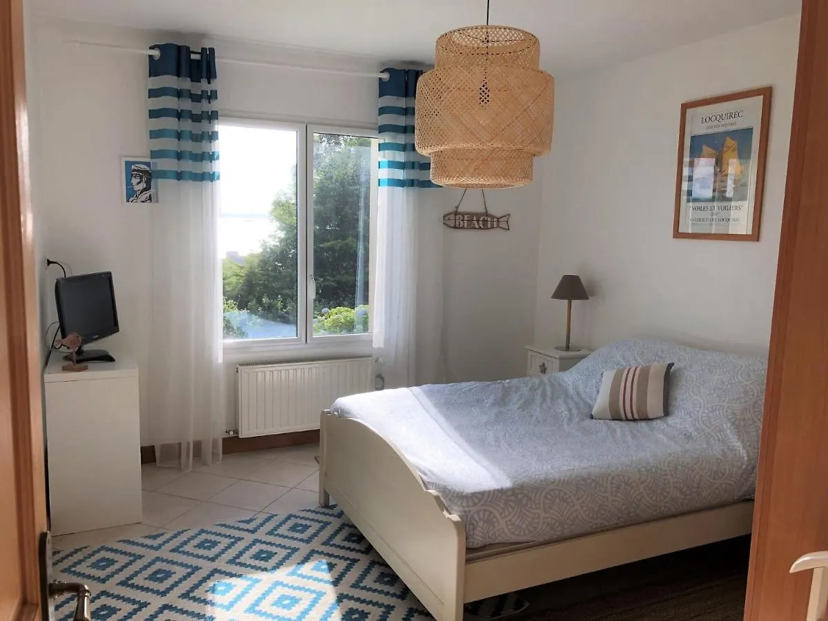 Breton Holiday Home With Fantastic Sea Views بلوغاسنو فرنسا