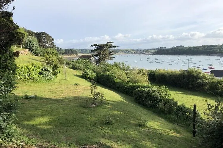 Breton Holiday Home With Fantastic Sea Views بلوغاسنو 0*,  فرنسا